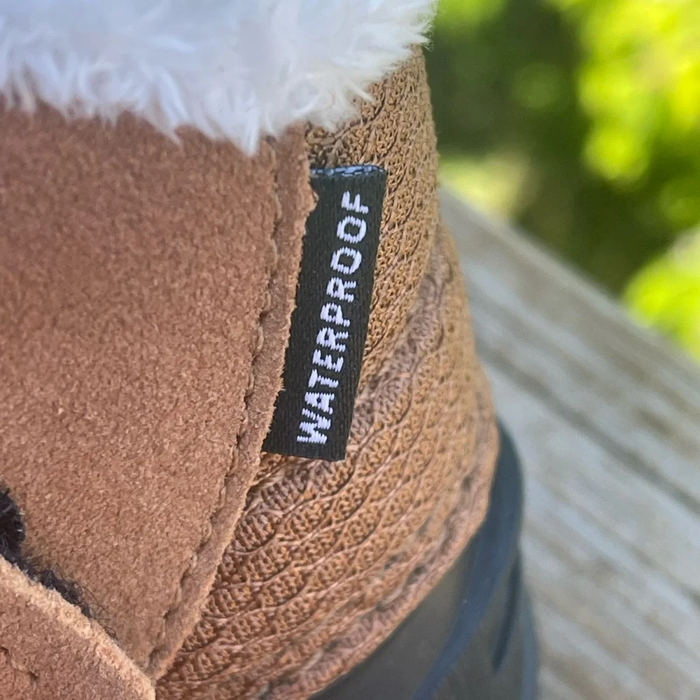 The North Face Tan and Black Rain & Snow Boots with Waterproof Shell - like new!